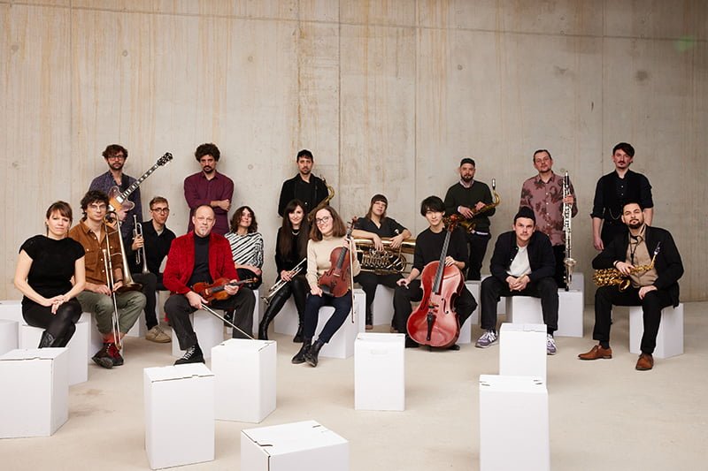 Das Munich Composers Collective MCC zeichnet sich durch eine bemerkenswerte Vielfalt in der musikalischen Ausrichtung der Mitglieder aus.